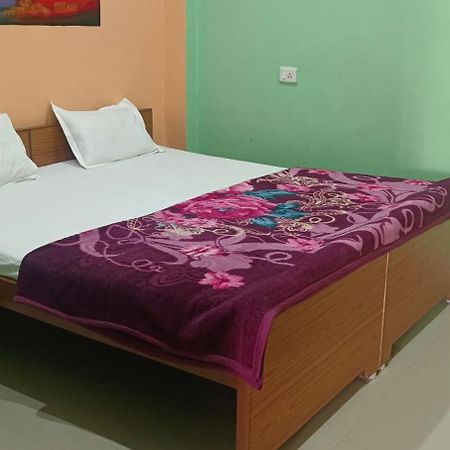 Lord Shiva Paying Guest House Varanasi Ngoại thất bức ảnh
